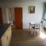 Und Im Nixenweg * هوهفاخت